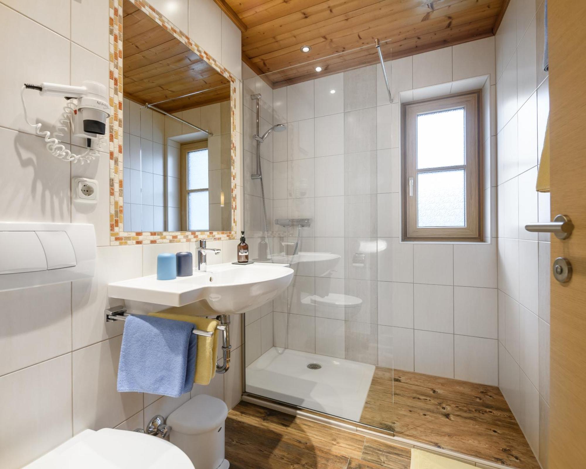 Ferienhaus Birgit - Inklusive Eintritt Alpentherme Bad Hofgastein Bagian luar foto
