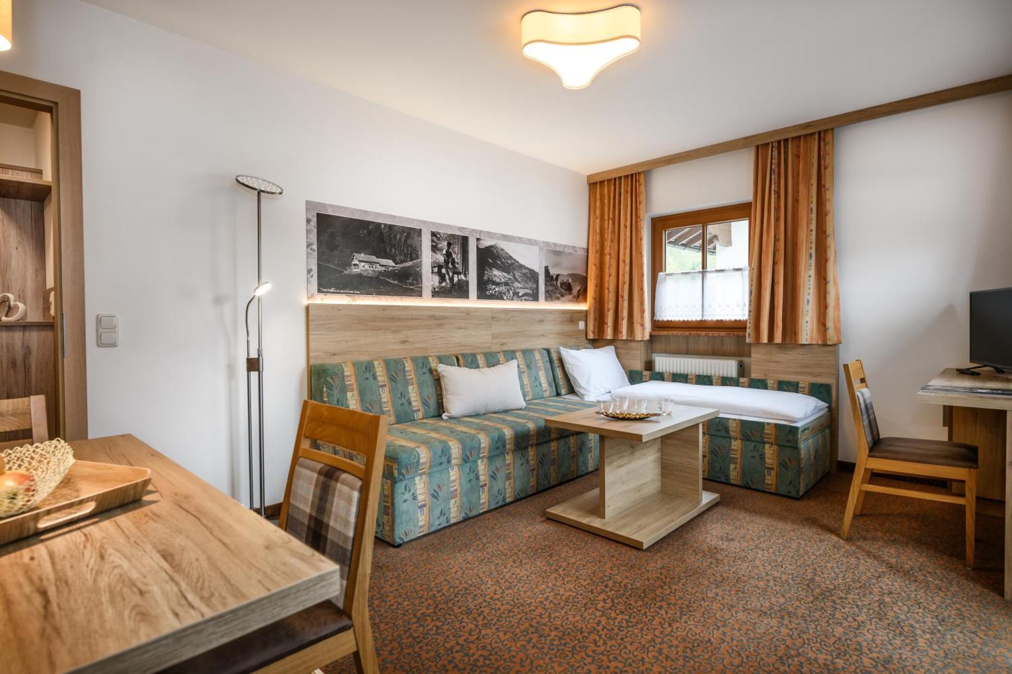 Ferienhaus Birgit - Inklusive Eintritt Alpentherme Bad Hofgastein Bagian luar foto
