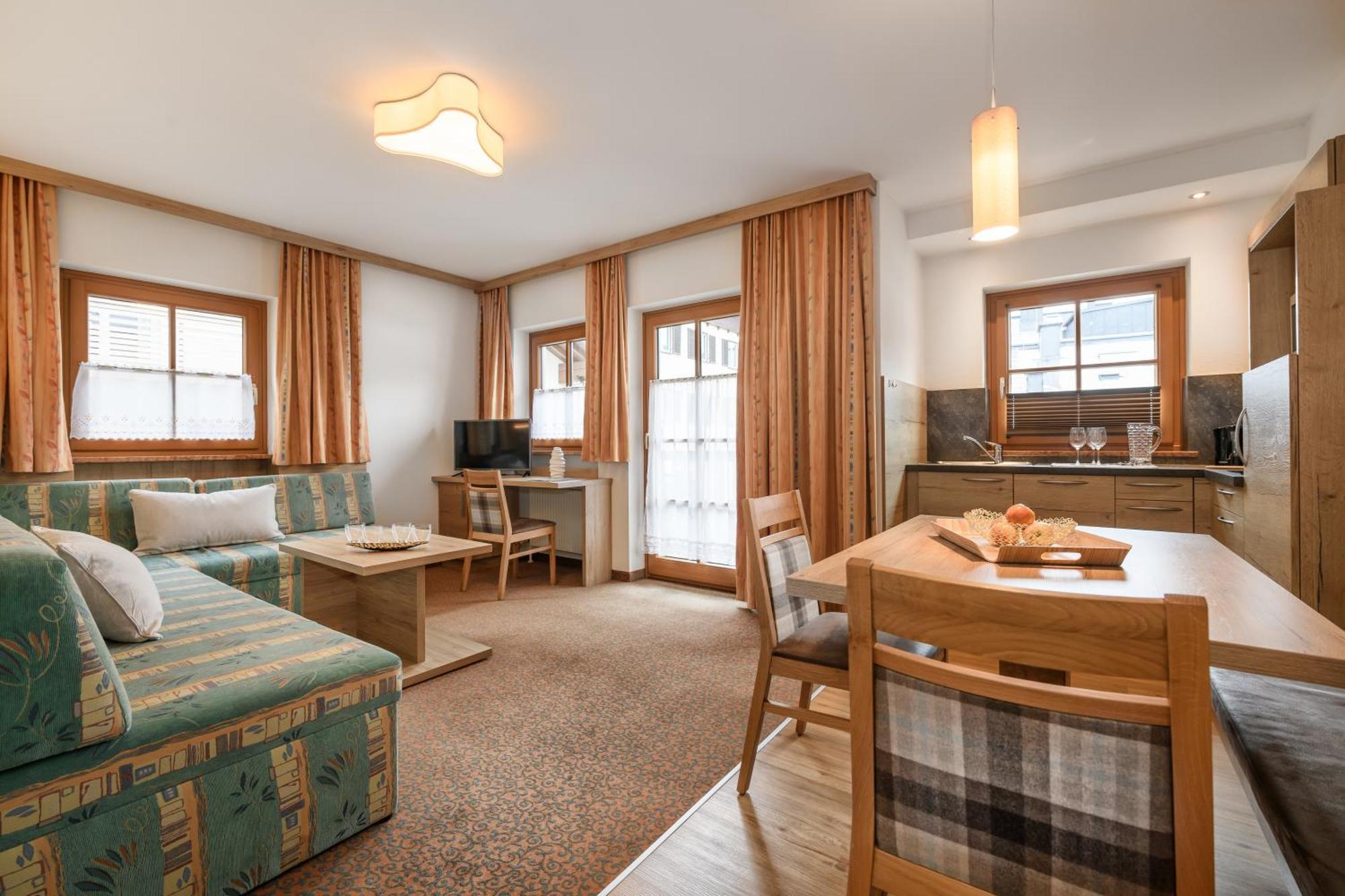 Ferienhaus Birgit - Inklusive Eintritt Alpentherme Bad Hofgastein Bagian luar foto