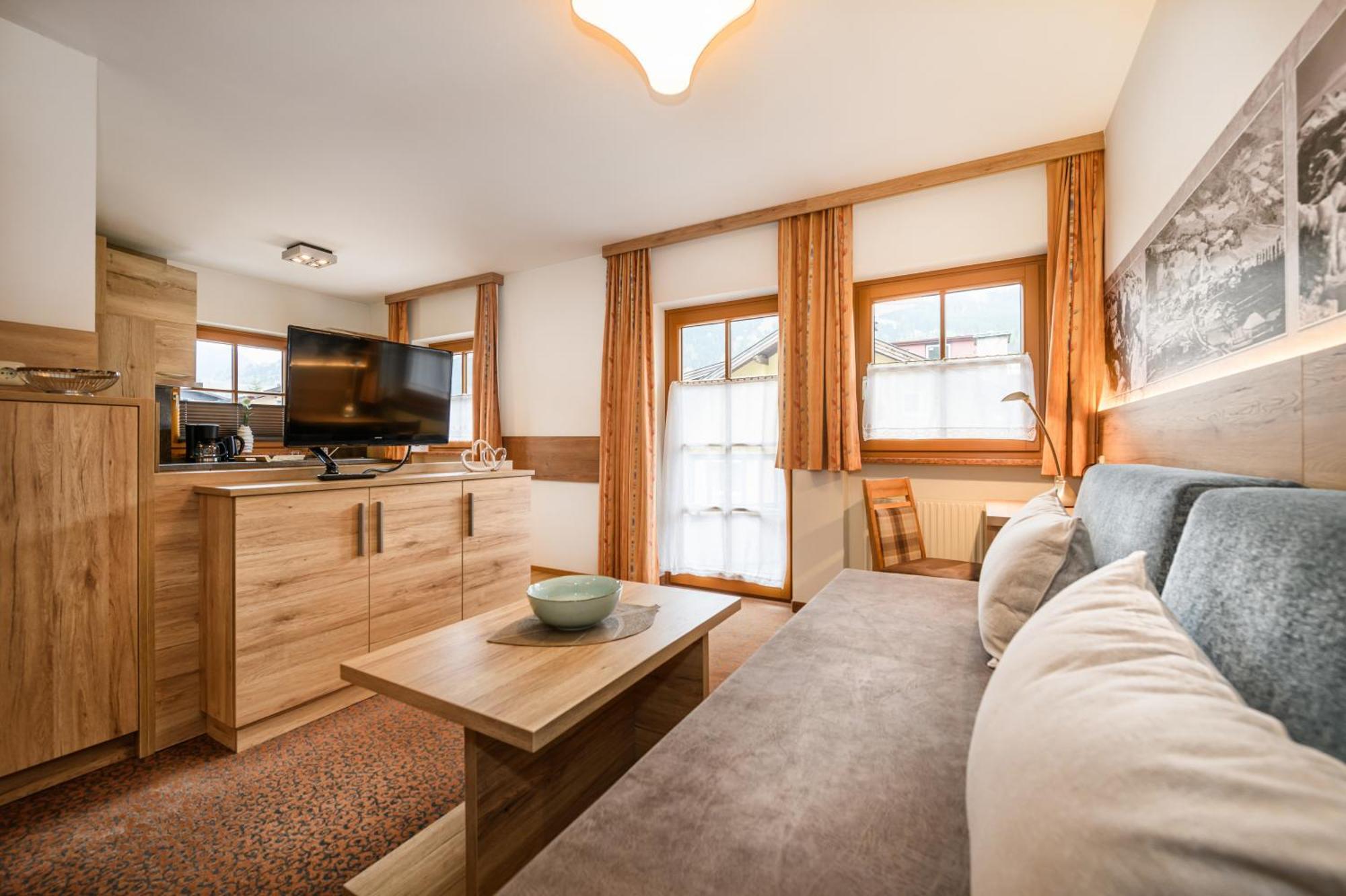 Ferienhaus Birgit - Inklusive Eintritt Alpentherme Bad Hofgastein Bagian luar foto