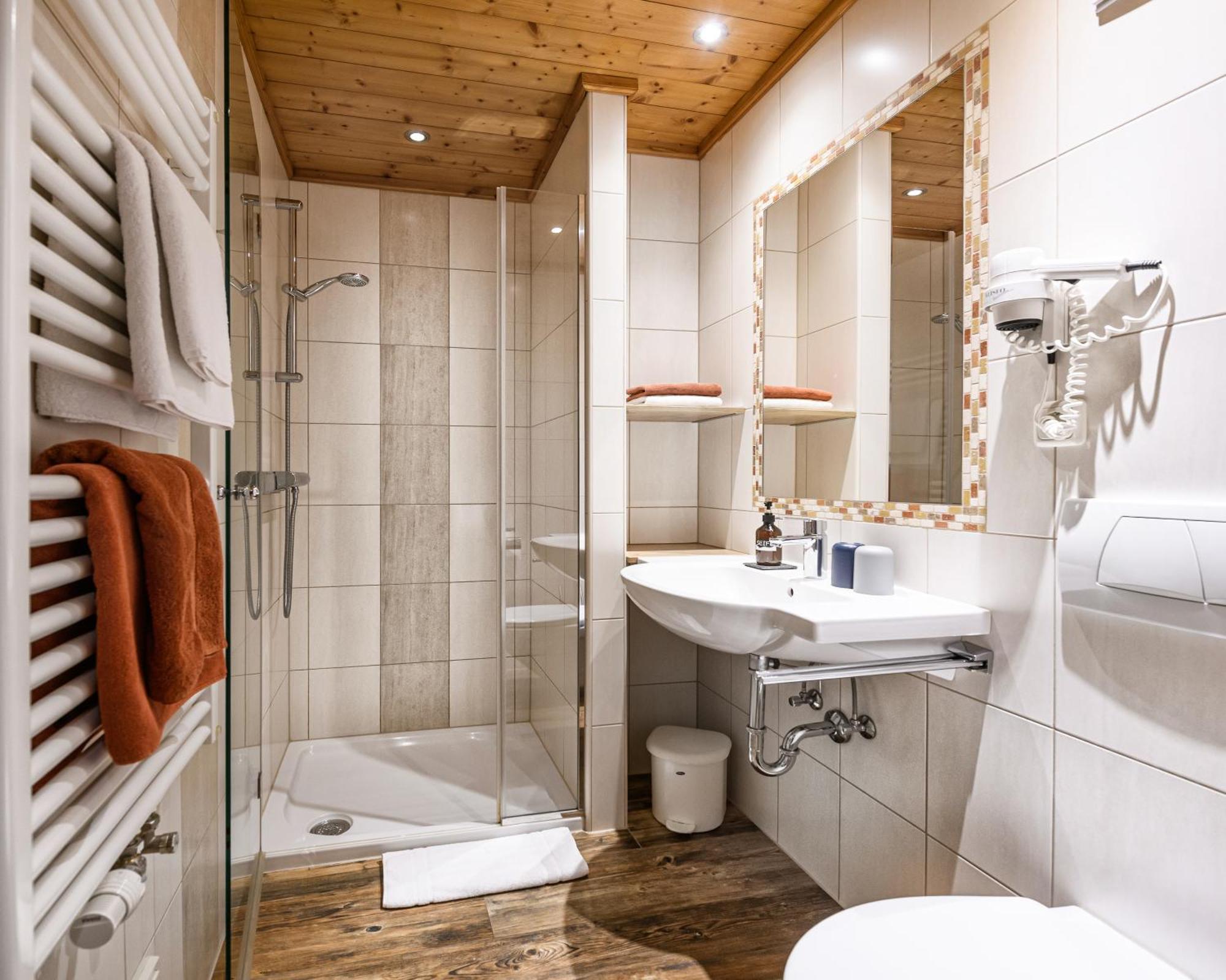 Ferienhaus Birgit - Inklusive Eintritt Alpentherme Bad Hofgastein Bagian luar foto