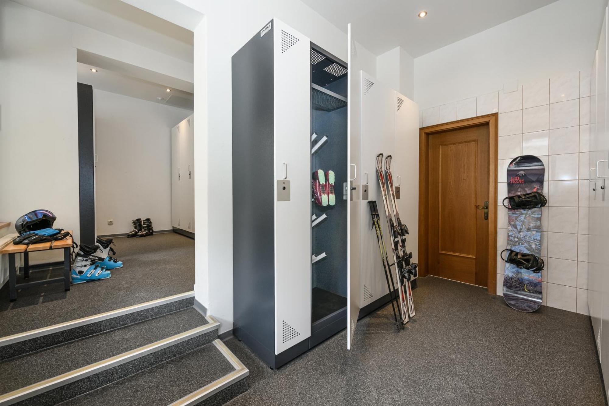 Ferienhaus Birgit - Inklusive Eintritt Alpentherme Bad Hofgastein Bagian luar foto